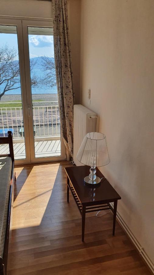 Nafpaktos Beach House Sea View Apartment First Floor Екстериор снимка