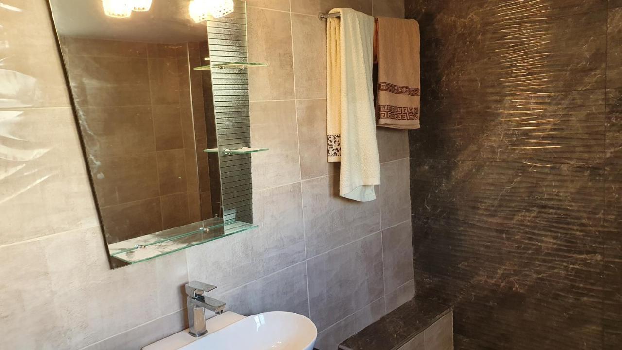 Nafpaktos Beach House Sea View Apartment First Floor Екстериор снимка