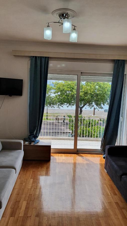 Nafpaktos Beach House Apartment Екстериор снимка