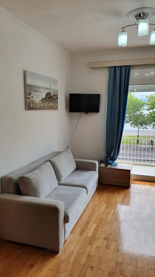 Nafpaktos Beach House Apartment Екстериор снимка